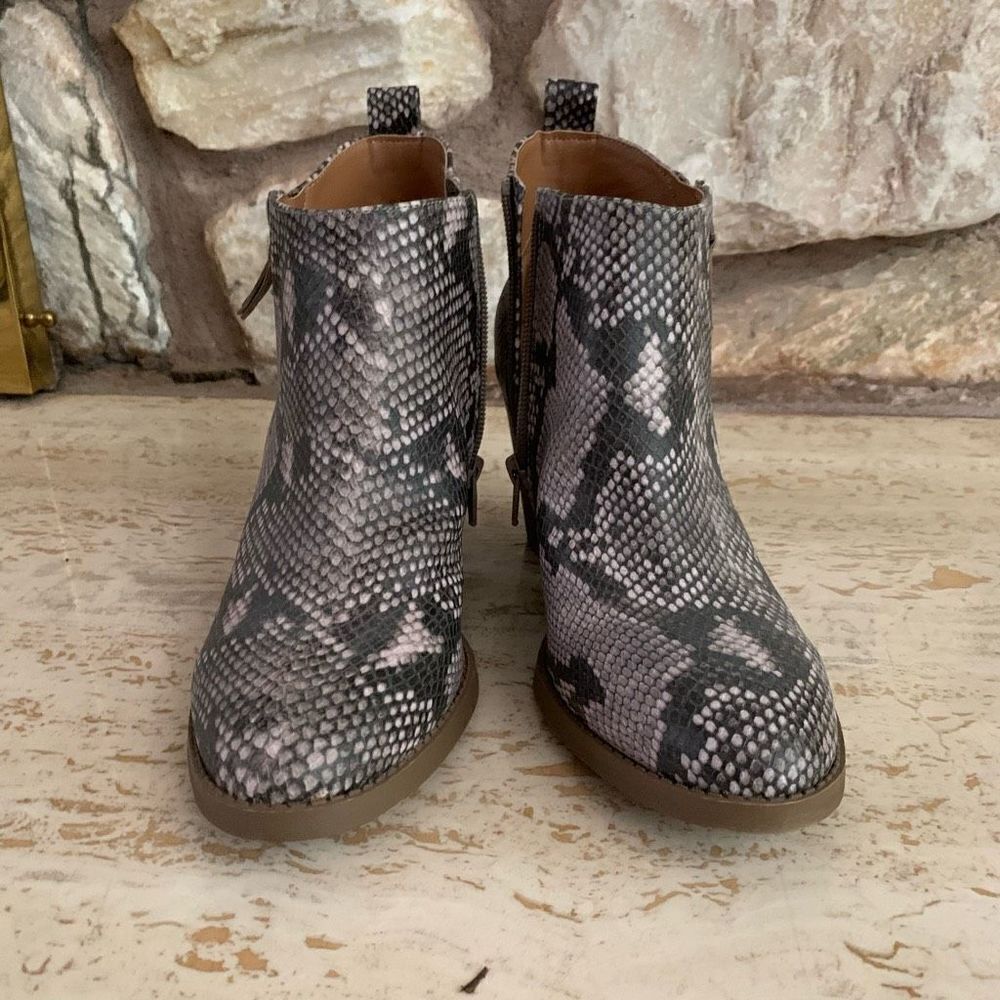 Universal thread snake print boots - Picture 4 of 10